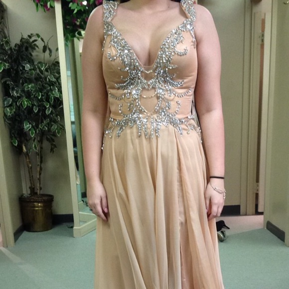 Prom Dress - Picture 2 of 4